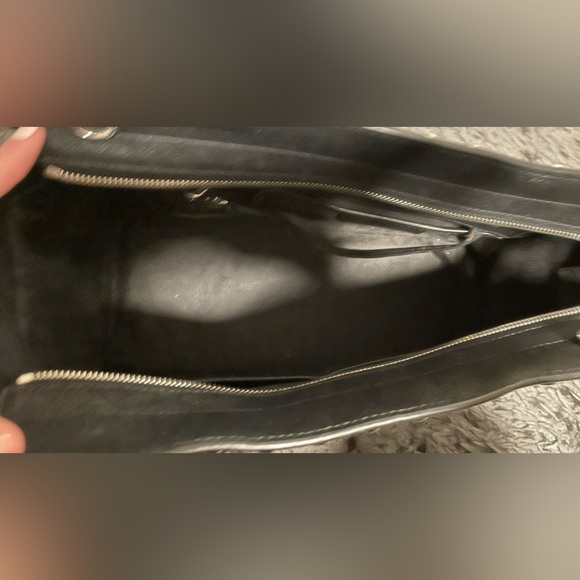 Michael Kors Selma studded bag - Picture 3 of 4